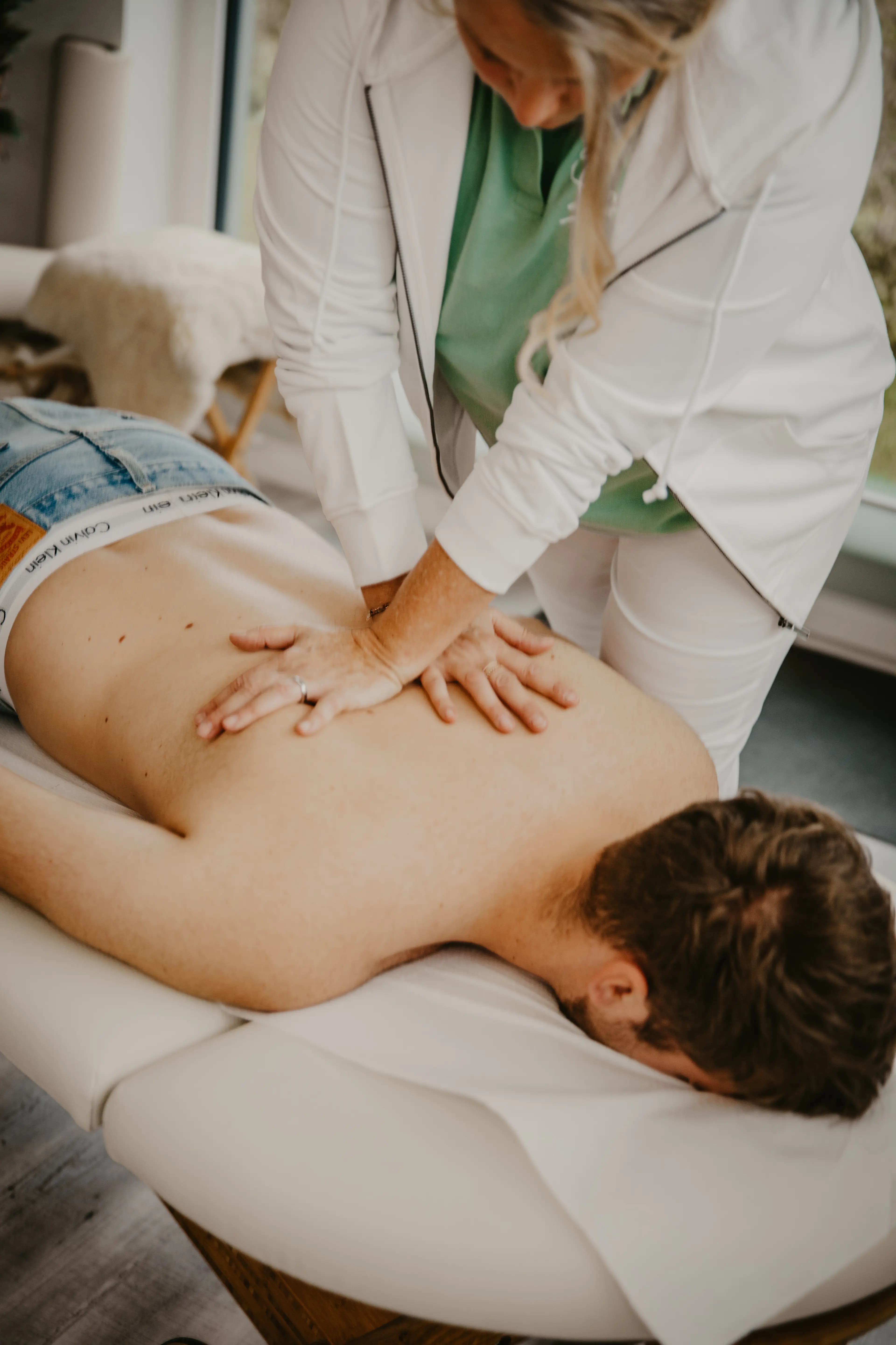 Chirotherapie und Neuraltherapie nach Huneke